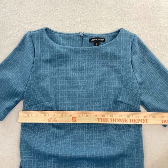 A Pea in the Pod Maternity Blue Dress Size Medium - Picture 5 of 6